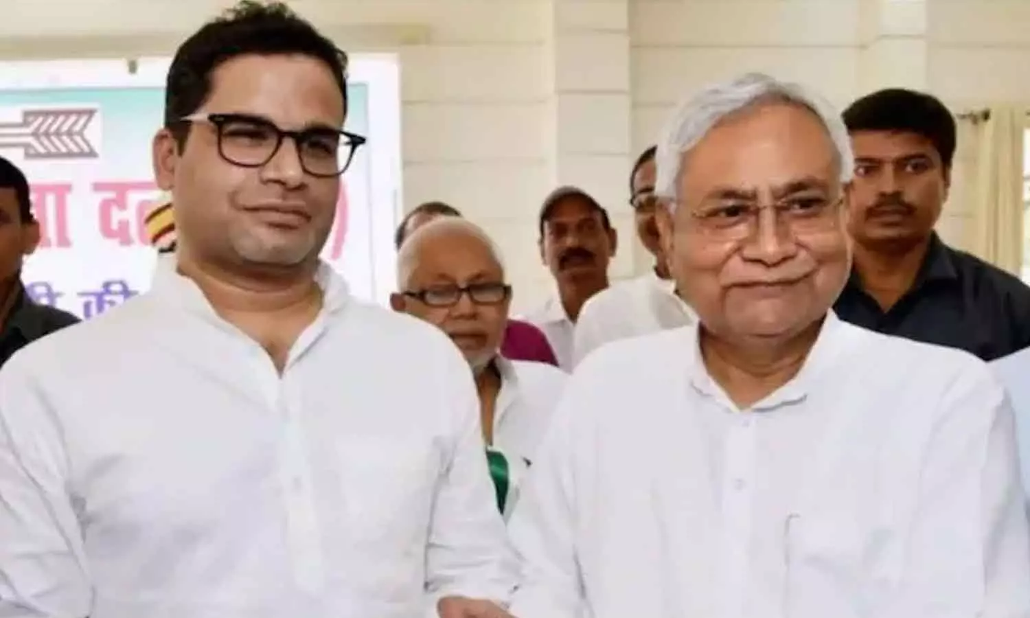 രണ്ടു തോണിയിൽ കാലിടരുത്; നിതീഷ് കുമാറിനെതിരെ പ്രശാന്ത് കിഷോർ രണ്ടു തോണിയിൽ കാലിടരുത്; നിതീഷ് കുമാറിനെതിരെ പ്രശാന്ത് കിഷോർ