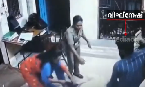 കിളികൊല്ലൂർ മർദനം;  ദൃശ്യങ്ങൾ പുറത്തുവിട്ടതോടെ കൂടുതൽ പ്രതിരോധത്തില്‍ പൊലീസ്