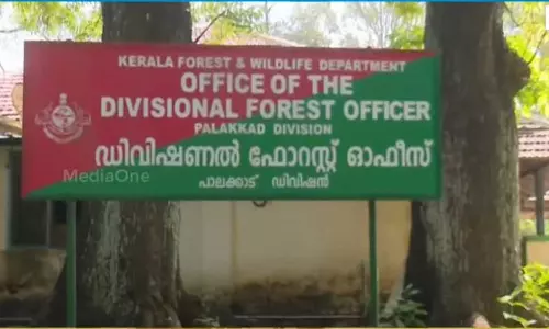 പാലക്കാട് ഫോറസ്റ്റ് ഓഫീസർ ചമഞ്ഞ് യുവാവ് ലക്ഷങ്ങൾ തട്ടിയെടുത്തു