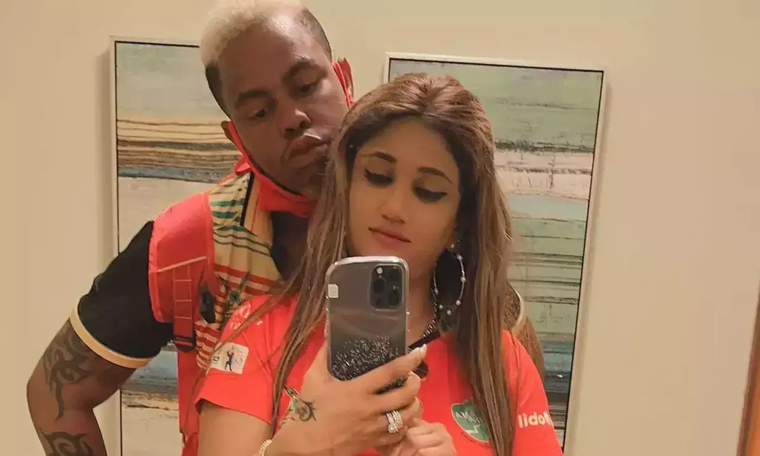 എന്തിനെന്റെ ഭാര്യയെ കുറ്റം പറയുന്നു; ട്രോളുകൾക്കെതിരെ ഹിറ്റ്മെയർ എന്തിനെന്റെ ഭാര്യയെ കുറ്റം പറയുന്നു; ട്രോളുകൾക്കെതിരെ ഹിറ്റ്മെയർ