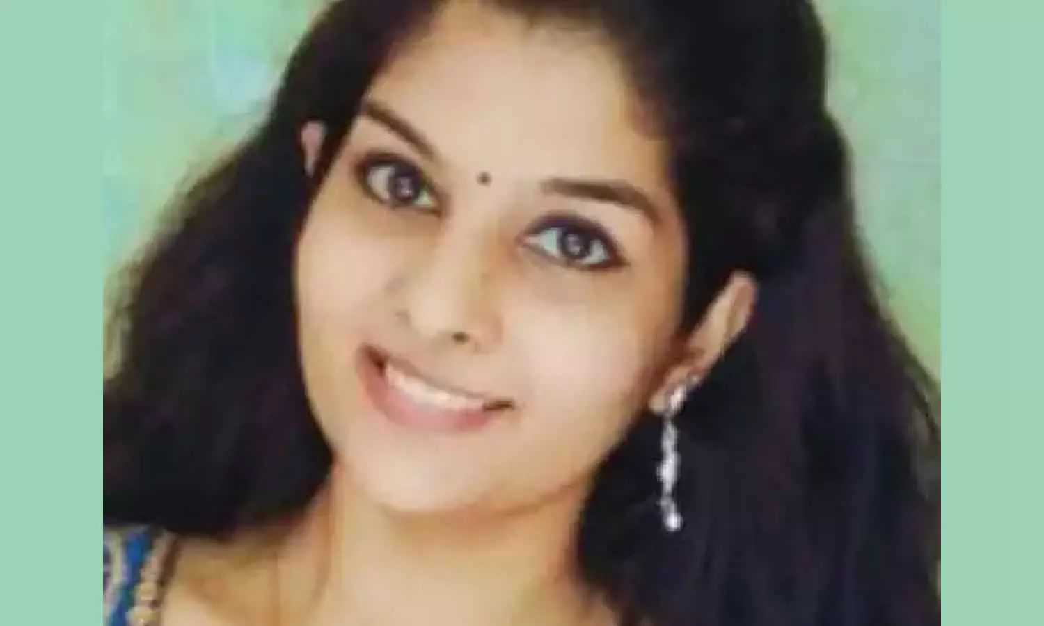 കഴുത്തിലും കൈകാലുകളിലും മാറിലും വലിയ മുറിവുകളെന്ന് വിഷ്ണുപ്രിയയുടെ പോസ്റ്റുമോർട്ടം റിപ്പോർട്ട് കഴുത്തിലും കൈകാലുകളിലും മാറിലും വലിയ മുറിവുകളെന്ന് വിഷ്ണുപ്രിയയുടെ പോസ്റ്റുമോർട്ടം റിപ്പോർട്ട്