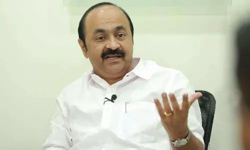 ഗവർണറുടെ നടപടി ജനാധിപത്യവിരുദ്ധം: പ്രതിപക്ഷനേതാവ്