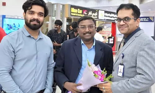 ഡോ. മുഹമ്മദ് അബുല്‍ ഹസന്‍ സാല്‍മിയ സൂപ്പര്‍ മെട്രോയില്‍ ചാര്‍ജെടുത്തു