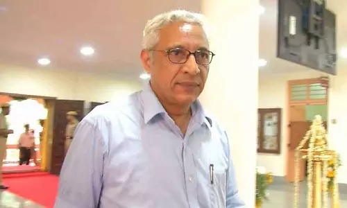 രാജിവെക്കില്ല, പുറത്താക്കട്ടെയെന്ന് കണ്ണൂർ സർവകലാശാല വി.സി