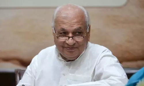 രാജിയില്ല; ഗവർണറുടെ അന്ത്യശാസനം തള്ളി വി.സിമാർ