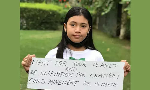 ഫേസ്ബുക്ക് ലൈവിനിടെ കാലാവസ്ഥാ പ്രവർത്തക ലിസിപ്രിയ ​കങ്കുജത്തിന്റെ മൊബൈൽ തട്ടിയെടുത്ത് ബൈക്കിലെത്തിയ കള്ളന്മാർ