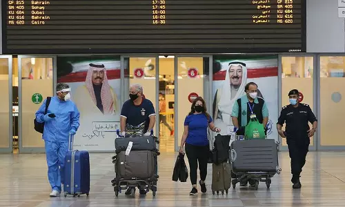 ആറ് മാസത്തിലധികം രാജ്യത്തിന് പുറത്ത് താമസിച്ചാൽ ഇഖാമ റദ്ദാവും: ശുപാർശക്ക് അംഗീകാരം നൽകി കുവൈത്ത് താമസകാര്യ വകുപ്പ്