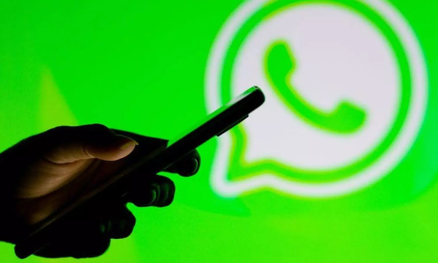 വാട്സ്ആപ്പ് തിരിച്ചെത്തി വാട്സ്ആപ്പ് തിരിച്ചെത്തി