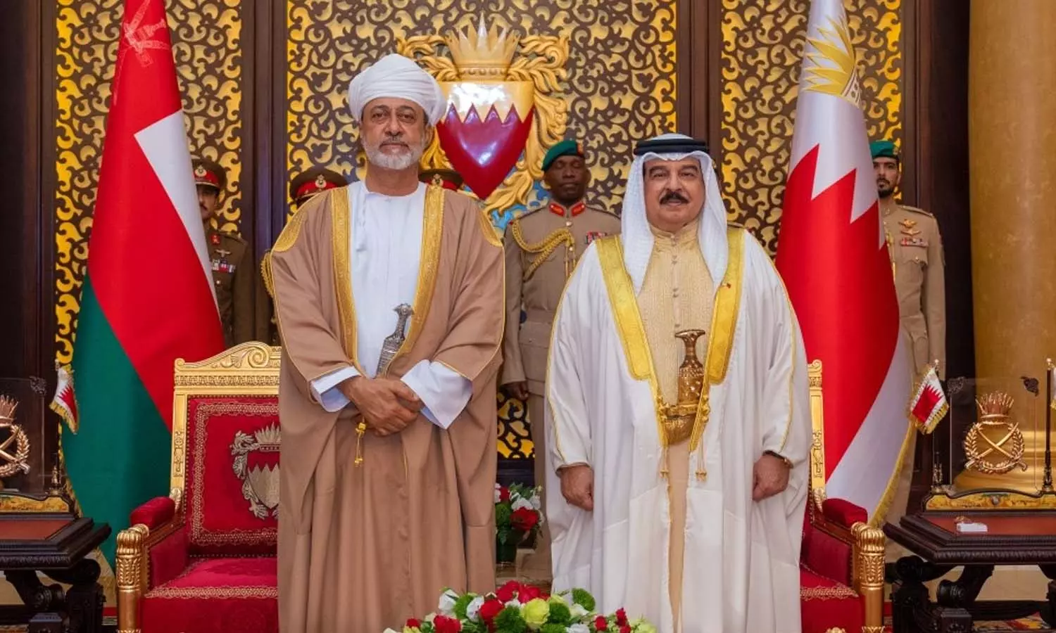 ബഹ്റൈൻ സന്ദർശനം പൂർത്തിയാക്കി ഒമാൻ സുൽത്താൻ മടങ്ങി ബഹ്റൈൻ സന്ദർശനം പൂർത്തിയാക്കി ഒമാൻ സുൽത്താൻ മടങ്ങി