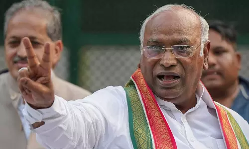 അമരക്കാരനായി മല്ലികാർജുൻ ഖാർഗെ; നാളെ ചുമതലയേൽക്കും