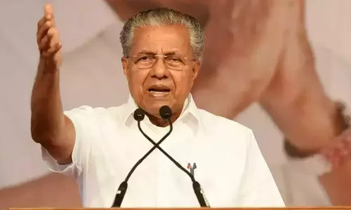 പിപ്പിടി വിദ്യയുമായി പലരും വരുന്നുണ്ട്, അത് അവരുടെ കയ്യിൽ വെച്ചാൽ മതി;  മുഖ്യമന്ത്രി