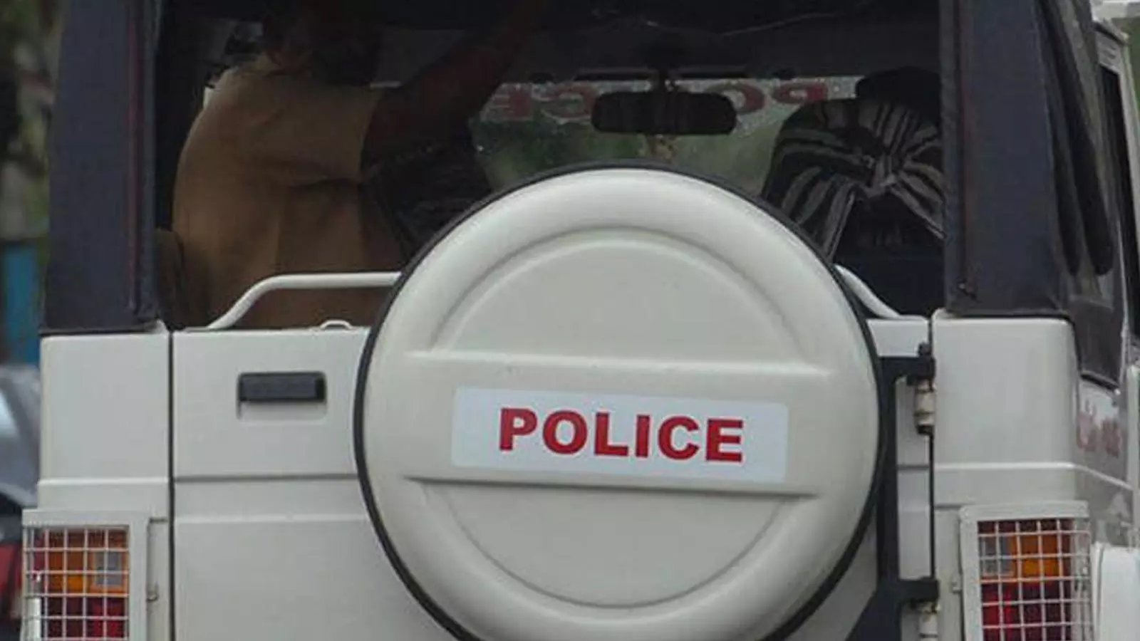 സ്വർണം മോഷ്ടിച്ച പോലീസുകാരന് സസ്പെൻഷൻ സ്വർണം മോഷ്ടിച്ച പോലീസുകാരന് സസ്പെൻഷൻ