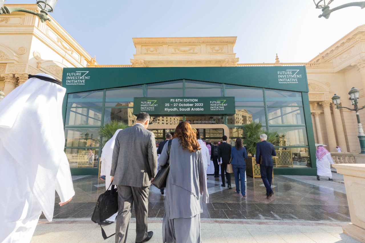 FII 6th Edition kicks off with pioneering conversations on economy and investment: Highlights from the first day of #FII6