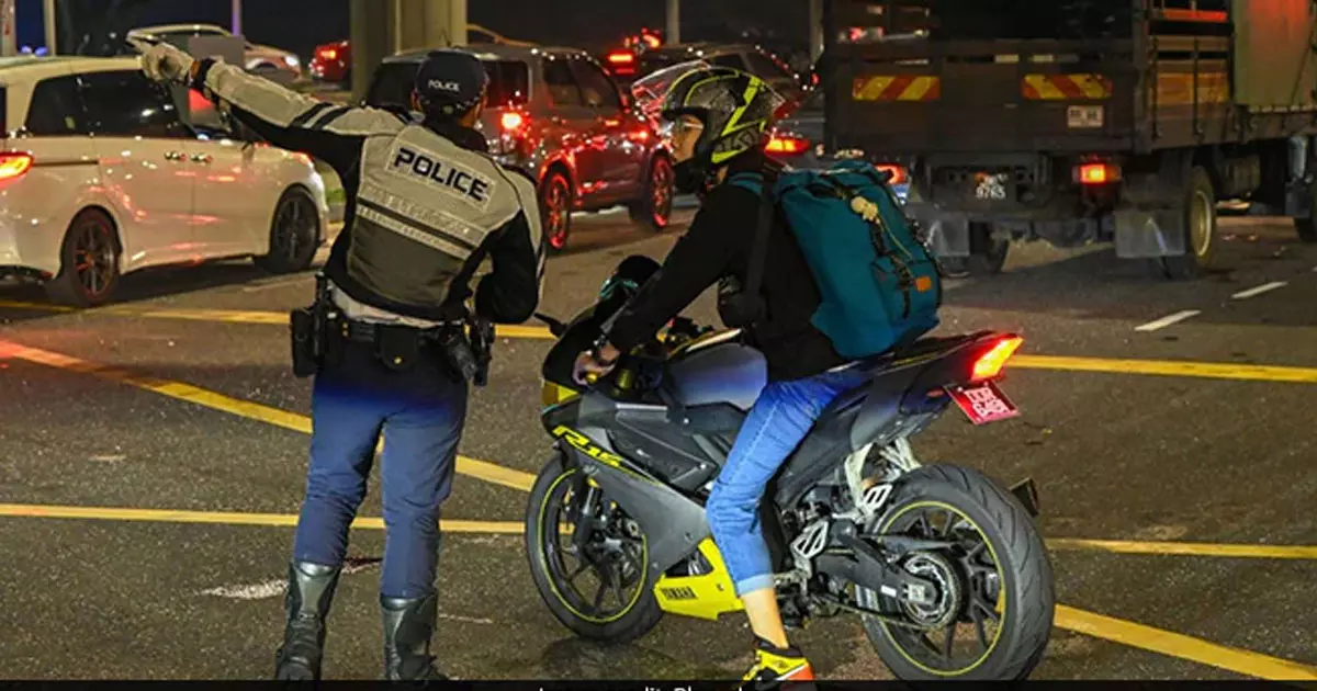 5000 ഡോളർ വിലയുള്ള ബൈക്ക് വാങ്ങി ഓടിക്കാൻ 20000; ഈ രാജ്യത്ത് വാഹന പെർമിറ്റിന് മോട്ടോർസൈക്കിളിനേക്കാൾ വില!