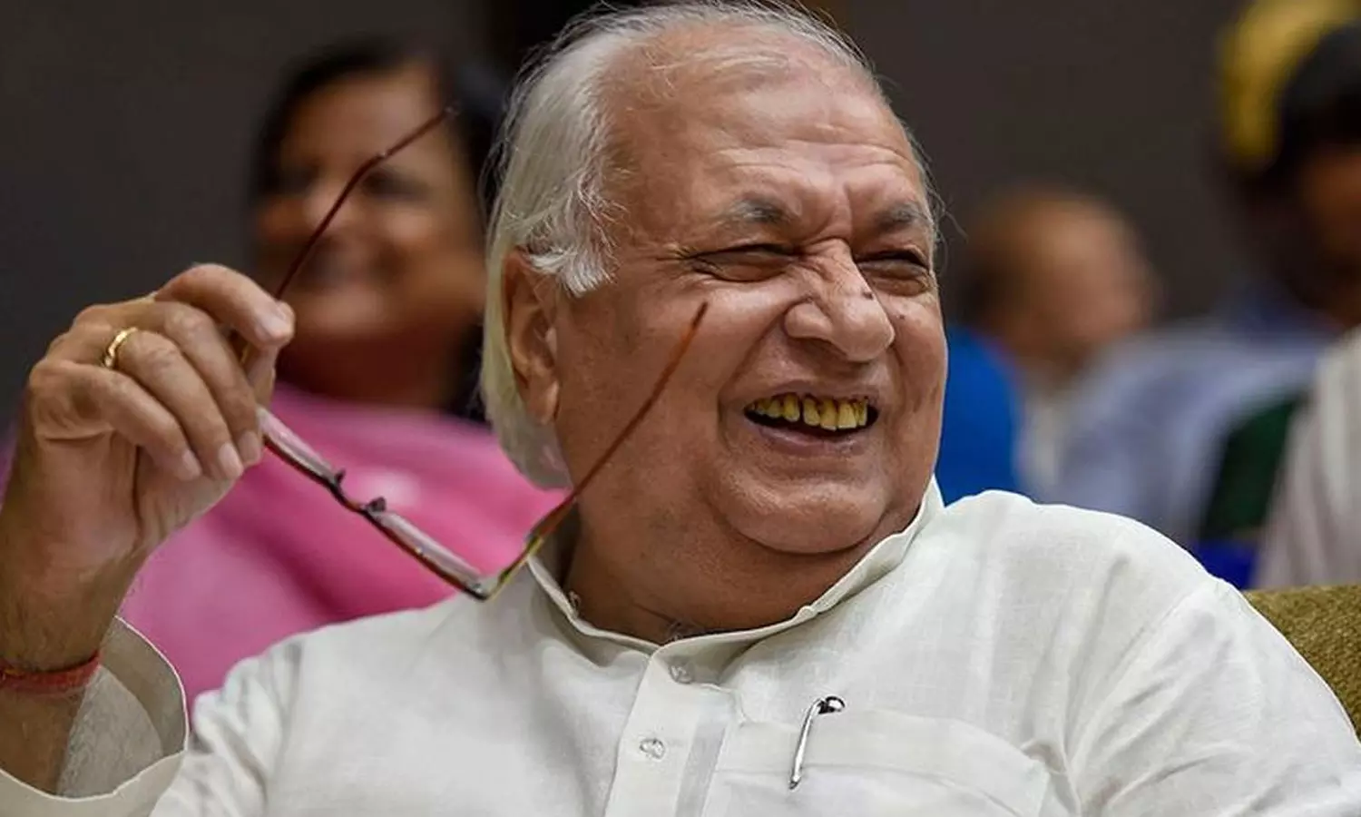 ജനാധിപത്യത്തിൽ ഗവർണറുടെ പ്രീതിക്ക് എന്താണ് സ്ഥാനം? അത് സാധുവാണോ?