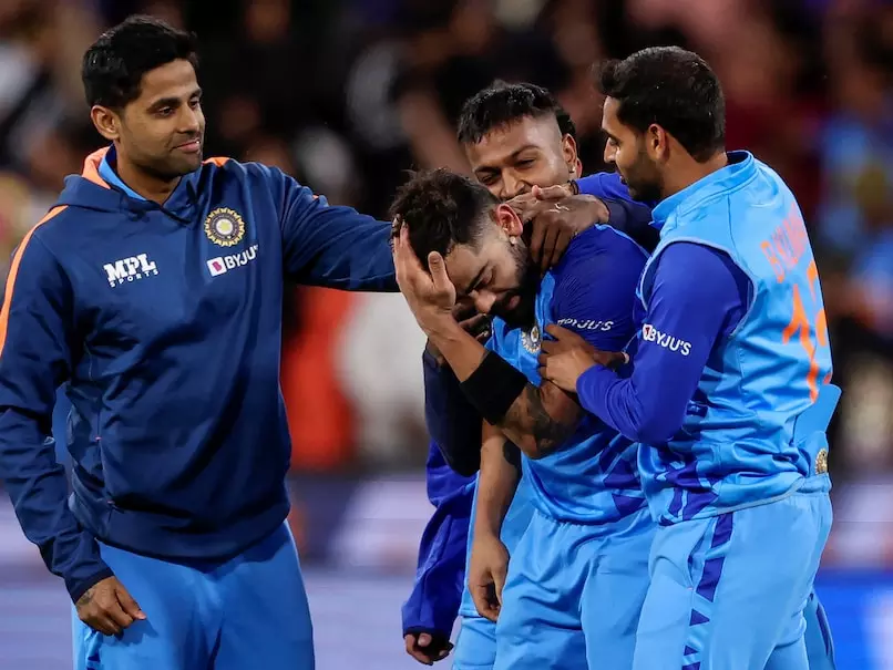 മെല്ബണ് വെടിക്കെട്ട് തുണയായി; റാങ്കിങ്ങില് കുതിച്ചുയര്ന്ന് കോഹ്ലി മെല്ബണ് വെടിക്കെട്ട് തുണയായി; റാങ്കിങ്ങില് കുതിച്ചുയര്ന്ന് കോഹ്ലി