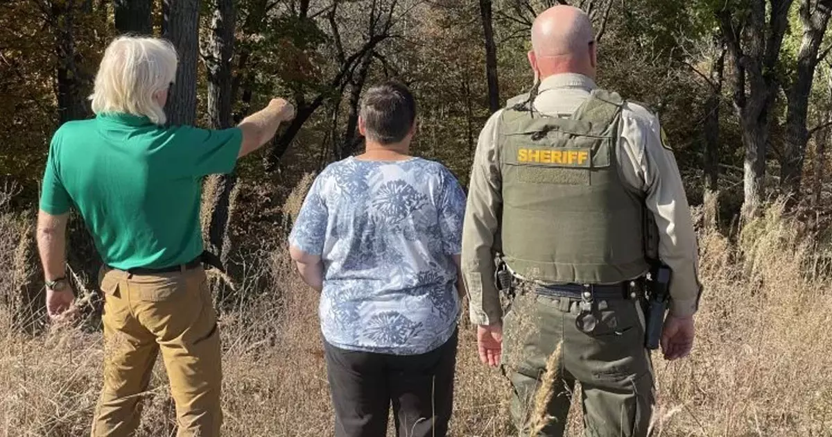 ഡീനിന്റെ മകൾ ലൂസി ഡോഗ് സംഘത്തിനൊപ്പം ഡീനിന്റെ മകൾ ലൂസി ഡോഗ് സംഘത്തിനൊപ്പം