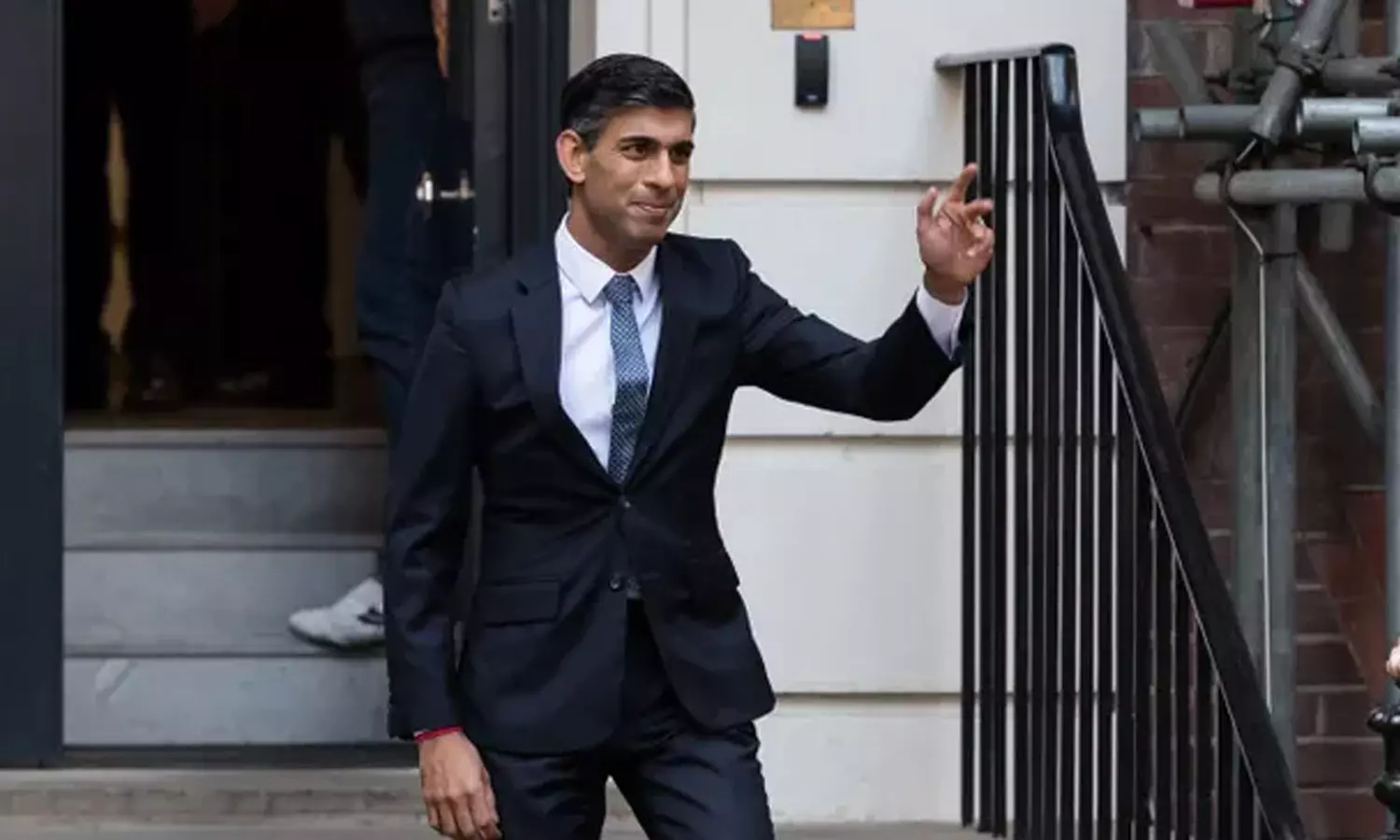 ഋഷി സുനകിന്റെ പ്രധാനമന്ത്രി പദം പുരോഗമനപരമായ വിജയമല്ലാതാകുന്നത് എങ്ങനെ? ഋഷി സുനകിന്റെ പ്രധാനമന്ത്രി പദം പുരോഗമനപരമായ വിജയമല്ലാതാകുന്നത് എങ്ങനെ?