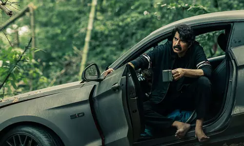 ഇരുള്‍ക്കാടും കാറും മമ്മൂട്ടിയും; റോഷാക്കിലെ ഇൻ മൈ ആംസ് ഗാനം പുറത്ത്