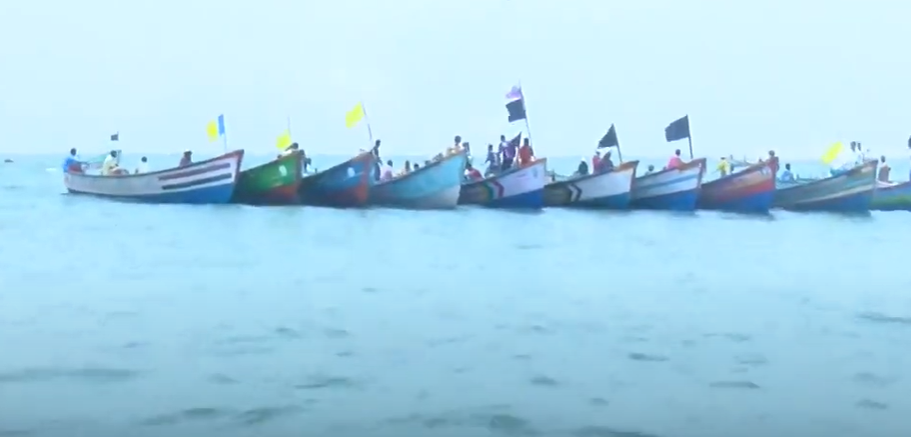 വിഴിഞ്ഞം തുറമുഖ സമരം നൂറാംദിനത്തിൽ; ഇന്ന് കരയിലും കടലിലും പ്രതിഷേധം