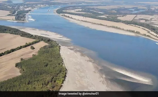 വറ്റിവരണ്ട് മിസിസിപ്പി നദി; ചരിത്രത്തിലെ ഏറ്റവും വലിയ വരള്ച്ച വറ്റിവരണ്ട് മിസിസിപ്പി നദി; ചരിത്രത്തിലെ ഏറ്റവും വലിയ വരള്ച്ച