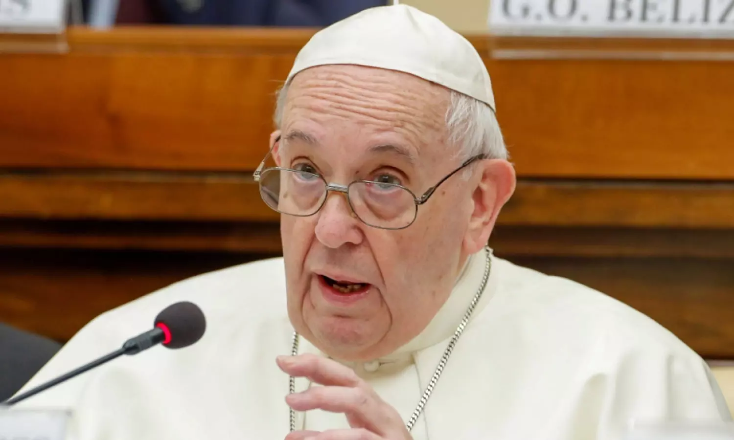 വൈദികരും കന്യാസ്ത്രീകളും വരെ അശ്ലീലദൃശ്യങ്ങൾ കാണുന്നു, ജാഗ്രത വേണം; മുന്നറിയിപ്പുമായി മാർപ്പാപ്പ