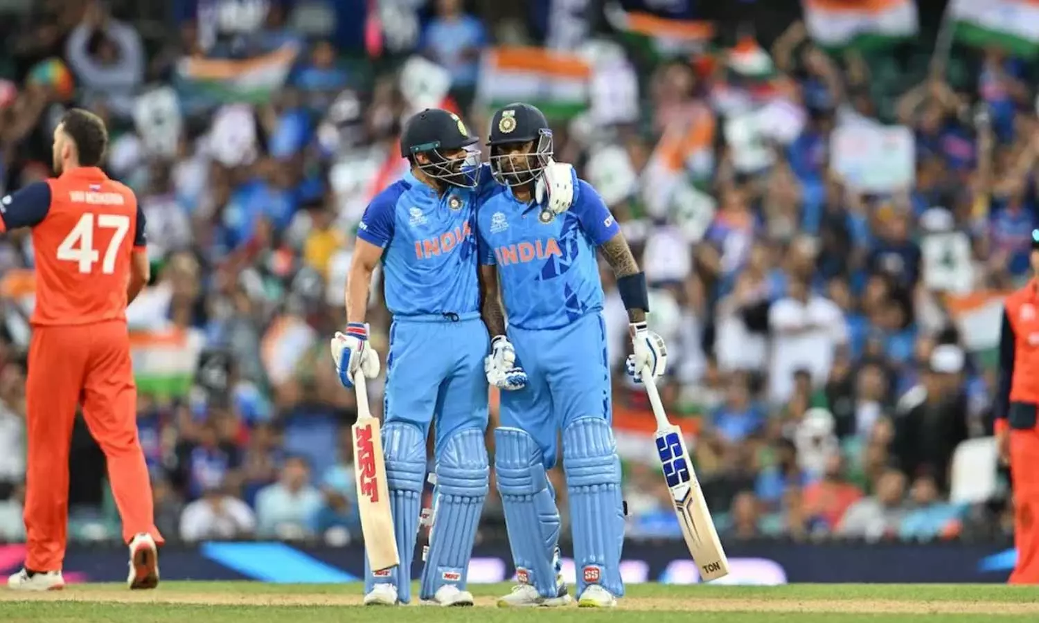 മൂന്ന് അർദ്ധ സെഞ്ച്വറികൾ: നെതർലാൻഡ്സിനെതിരെ ഇന്ത്യക്ക് മികച്ച സ്കോർ മൂന്ന് അർദ്ധ സെഞ്ച്വറികൾ: നെതർലാൻഡ്സിനെതിരെ ഇന്ത്യക്ക് മികച്ച സ്കോർ