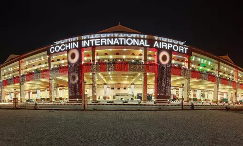 പരിശോധന കർശനമാക്കിയിട്ടും കാര്യമില്ല; നെടുമ്പാശ്ശേരി വഴി സ്വർണക്കടത്ത് വ്യാപകം