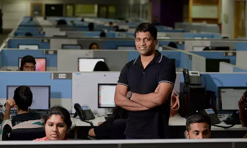 നഷ്ടം പെരുത്തു; പന്ത്രണ്ടായിരം ജീവനക്കാരെ പിരിച്ചുവിടാൻ ബൈജൂസ്