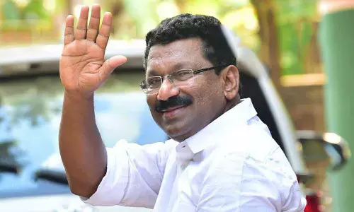 സ്വന്തം കിടപ്പാടം പോലും വിറ്റ് പാര്‍ട്ടി ഓഫീസ് പണിത പാച്ചേനി; വിടവാങ്ങുന്നത് കണ്ണൂര്‍ കോണ്‍ഗ്രസിന്റെ മുഖം