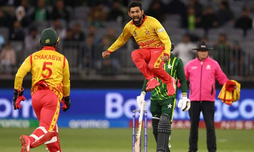 സിക്കന്ദര്‍ രാജ; സിംബാബ്‌വേ ഒരു ചെറിയ മീനല്ല-ത്രില്ലര്‍ പോരില്‍ പാകിസ്താനെതിരെ അട്ടിമറി ജയം