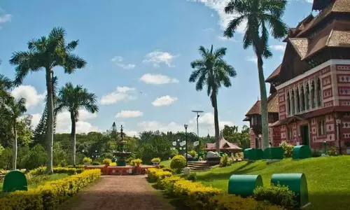 നടക്കാനിറങ്ങിയ സ്ത്രീയെ കടന്നു പിടിച്ച സംഭവം: വകുപ്പ് ചുമത്തിയതിൽ പൊലീസിന് ഗുരുതര വീഴ്ച