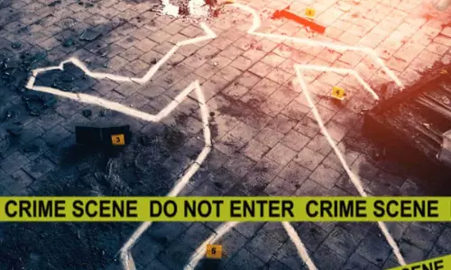 ഭർത്താവിന്റെ ജനനേന്ദ്രിയം മുറിച്ചുമാറ്റി, മരക്കഷണം കൊണ്ട് തലക്കടിച്ചു കൊലപ്പെടുത്തി; യുവതിയും കാമുകനും അറസ്റ്റിൽ ഭർത്താവിന്റെ ജനനേന്ദ്രിയം മുറിച്ചുമാറ്റി, മരക്കഷണം കൊണ്ട് തലക്കടിച്ചു കൊലപ്പെടുത്തി; യുവതിയും കാമുകനും അറസ്റ്റിൽ