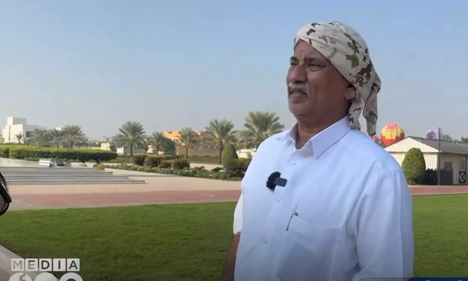 50 വർഷത്തെ പ്രവാസത്തിന് വിരമമിട്ട് യുഎഇ സൈന്യത്തിലെ മലയാളി സൈനികൻ മരക്കാർ ഹാജി നാട്ടിലേക്ക് മടങ്ങുന്നു 50 വർഷത്തെ പ്രവാസത്തിന് വിരമമിട്ട് യുഎഇ സൈന്യത്തിലെ മലയാളി സൈനികൻ മരക്കാർ ഹാജി നാട്ടിലേക്ക് മടങ്ങുന്നു