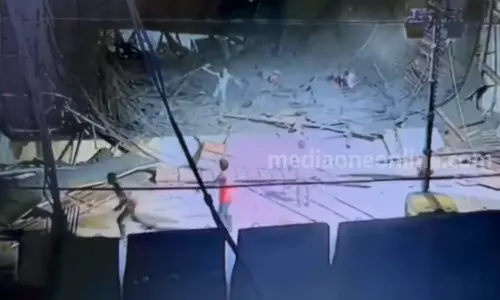 മനുഷ്യജീവന് ഭീഷണി; അടിപ്പാത അപകടത്തിൽ കരാർ കമ്പനിക്കെതിരെ കേസ്