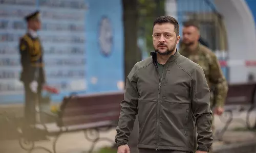 തളരില്ല... യുക്രൈനിൽ വെളിച്ചം തിരികെ: വൈദ്യുതി വിതരണം പുനഃസ്ഥാപിച്ചതായി സെലൻസ്‌കി