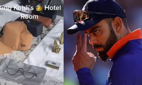 ഈ ആരാധനാഭ്രാന്ത് സഹിക്കാനാവില്ല, സ്വകാര്യതയിലേക്കുള്ള കടന്നുകയറ്റമാണിത്; രോഷാകുലനായി വിരാട് കോഹ്ലി ഈ ആരാധനാഭ്രാന്ത് സഹിക്കാനാവില്ല, സ്വകാര്യതയിലേക്കുള്ള കടന്നുകയറ്റമാണിത്; രോഷാകുലനായി വിരാട് കോഹ്ലി