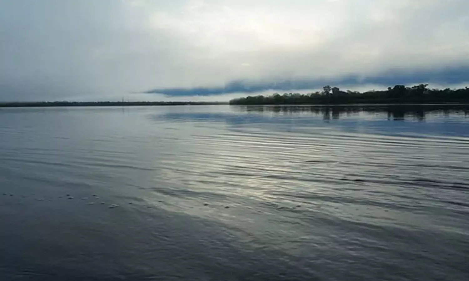 ബിഹാറിൽ ഛത് പൂജ ആഘോഷത്തിനിടെ 19 കുട്ടികൾ ഉൾപ്പെടെ 21 പേർ മുങ്ങിമരിച്ചു