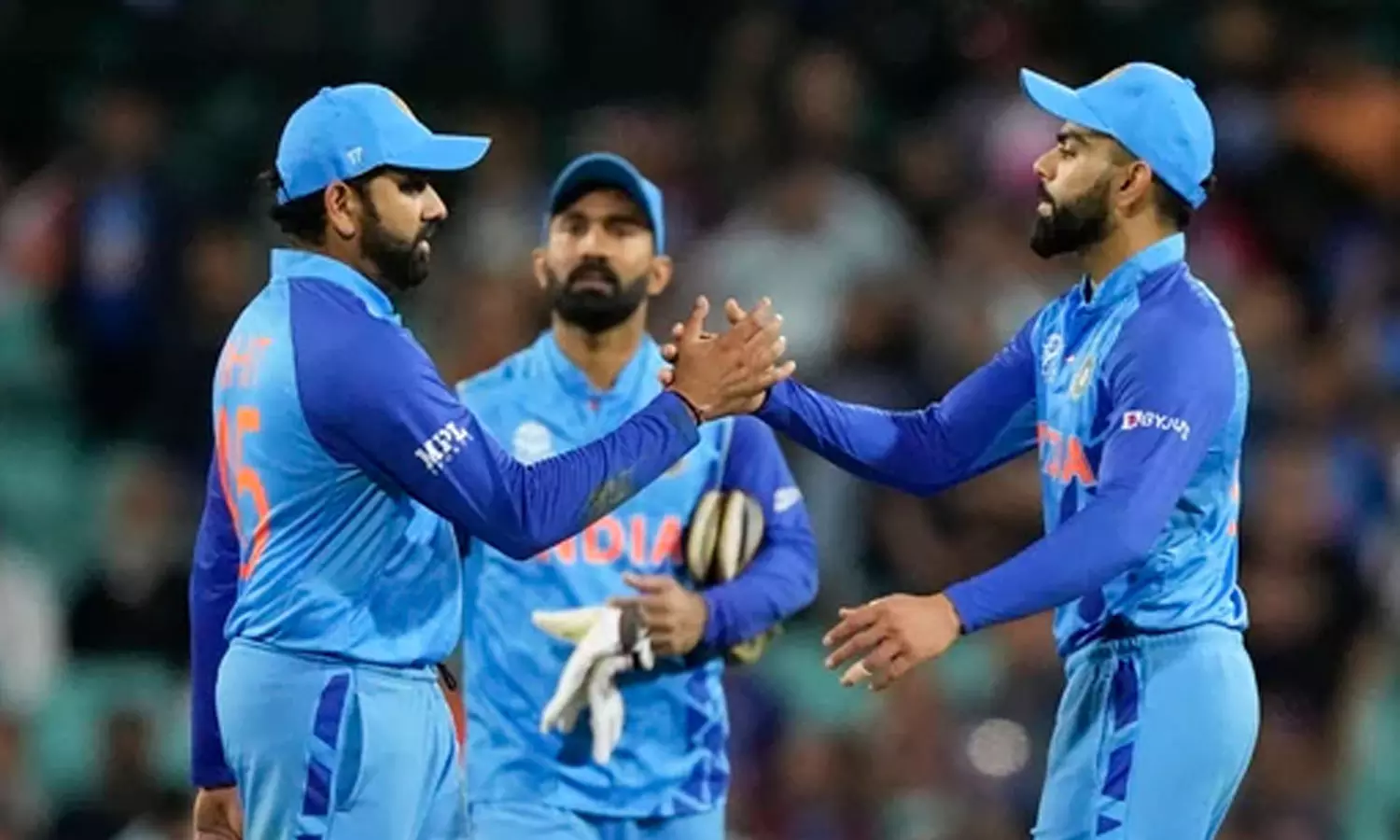 ഇന്ത്യ ബോധപൂർവം തോൽക്കുകയായിരുന്നു.. വിമര്‍ശനവുമായി മുൻ പാക് നായകന്‍