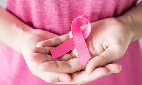 സ്തനാർബുദത്തിനെതിരെ ബോധവത്കരണ കാമ്പയിൻ സംഘടിപ്പിച്ചു