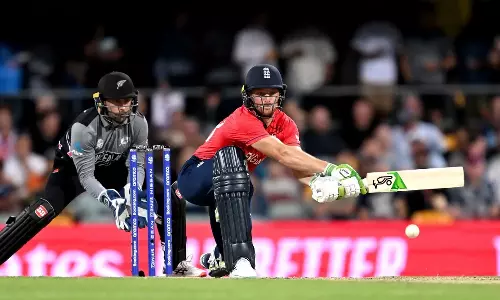 ബട്‍ലര്‍ ഷോ...; ഇംഗ്ലണ്ടിന് മികച്ച സ്‌കോർ..