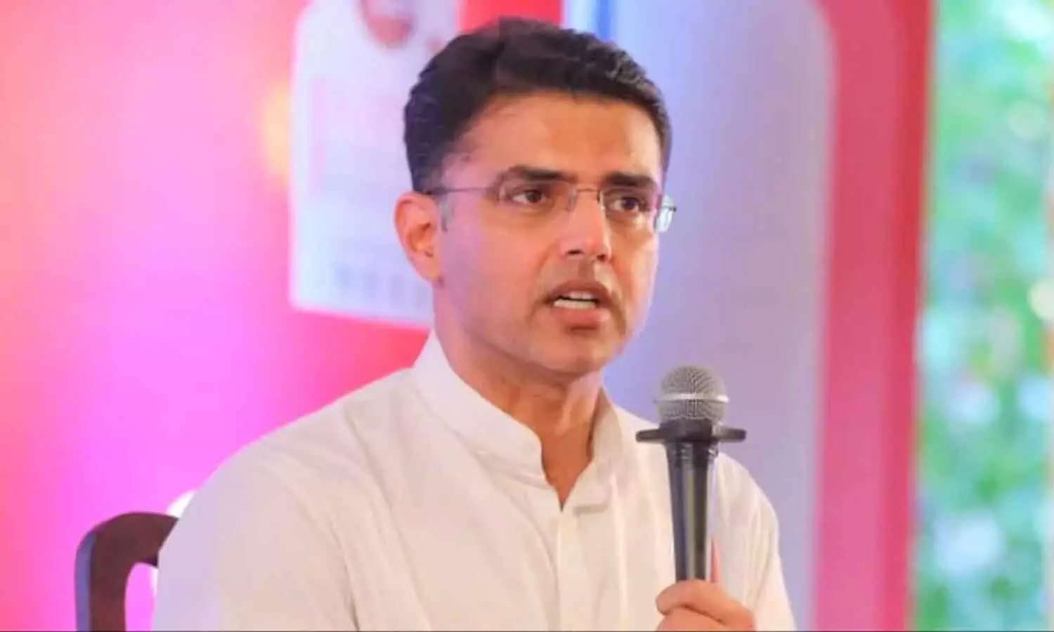 അനിശ്ചിതത്വം അവസാനിപ്പിക്കാൻ സമയമായി; ഗെഹ്ലോട്ടിനെതിരെ വീണ്ടും സച്ചിൻ പൈലറ്റ് അനിശ്ചിതത്വം അവസാനിപ്പിക്കാൻ സമയമായി; ഗെഹ്ലോട്ടിനെതിരെ വീണ്ടും സച്ചിൻ പൈലറ്റ്