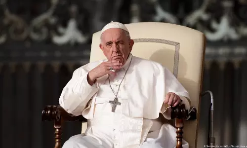 ഫ്രാൻസിസ് മാർപാപ്പയെ സ്വീകരിക്കാനൊരുങ്ങി ബഹ്റൈൻ ഫ്രാൻസിസ് മാർപാപ്പയെ സ്വീകരിക്കാനൊരുങ്ങി ബഹ്റൈൻ