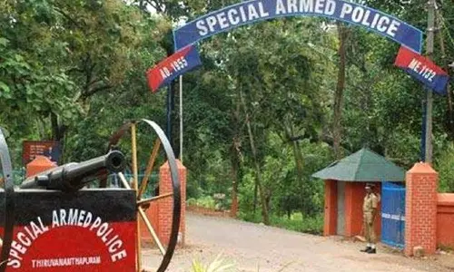 ലീവ് നൽകിയില്ല; പേരൂർക്കട എസ്എപി ക്യാമ്പിൽ  ഇൻസ്‌പെക്ടറും എസ്‌ഐയും തമ്മിൽ ഏറ്റുമുട്ടി