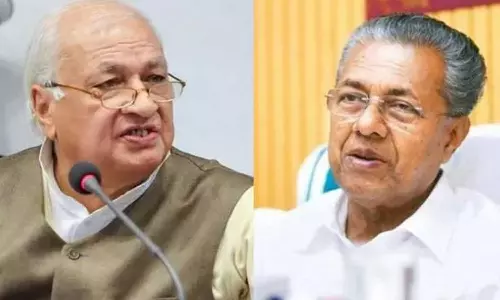 രാജ്ഭവനിൽ ആർ.എസ്. എസുകാരനെ നിയമിച്ചെന്ന് തെളിയിച്ചാൽ ഞാൻ രാജിവെക്കും, ഇല്ലെങ്കിൽ മുഖ്യമന്ത്രി രാജിവെക്കുമോ? വെല്ലുവിളിയുമായി ഗവർണർ