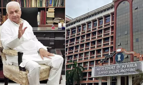 ചാൻസലറുടെ കാരണം കാണിക്കൽ നോട്ടീസ്; വിസിമാർ തിങ്കളാഴ്ച അഞ്ച് മണിക്കകം മറുപടി നൽകണമെന്ന് കോടതി ചാൻസലറുടെ കാരണം കാണിക്കൽ നോട്ടീസ്; വിസിമാർ തിങ്കളാഴ്ച അഞ്ച് മണിക്കകം മറുപടി നൽകണമെന്ന് കോടതി