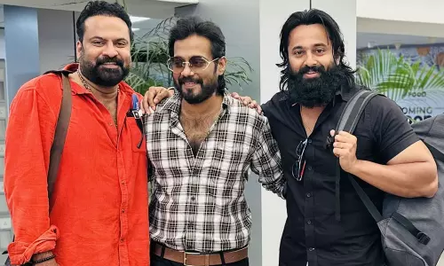 നാണ്, ഉണ്ണി മുകുന്ദൻ, ടിനി ടോം ബെല്‍റ്റ് വീണ്ടും; ലെമണ്‍ ടീ കുടിച്ചെന്ന് ടിനി ടോം, ഇതാണ് ബ്രൗണ്‍ ബെല്‍റ്റെന്ന് ഉണ്ണി മുകുന്ദന്‍