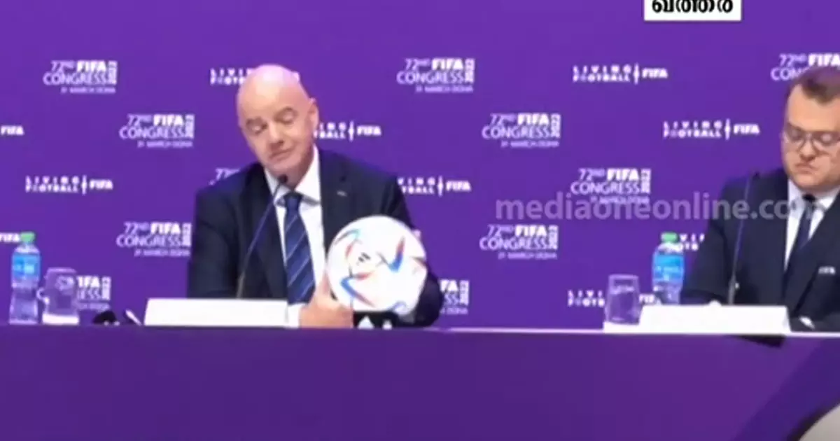 ഫുട്‌ബോളിനെ രാഷ്ട്രീയവുമായി കൂട്ടിക്കലർത്തരുതെന്ന് ഫിഫ