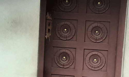 ഷാരോൺ വധക്കേസ് പ്രതി ഗ്രീഷ്മയുടെ വീടിന്റെ പൂട്ട് പൊളിച്ച നിലയിൽ; ആരോ അകത്ത് കടന്നതായി സംശയം