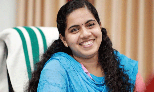 കത്ത് വ്യാജം; ഒന്നാം തിയതി സ്ഥലത്തില്ലായിരുന്നു എന്ന് മേയർ ആര്യാ രാജേന്ദ്രൻ